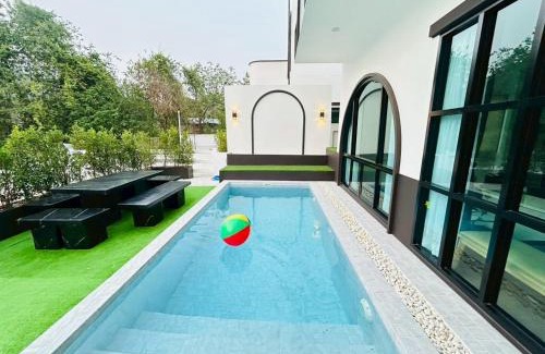 Pak Chong Villa | See Sky Poolvilla Khao Yai
