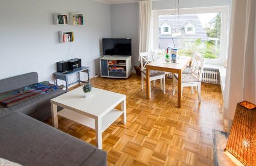 Bockholm House | Seeblick II - gemütliche 60qm - ganzes Haus - 50m zum Naturstrand - mit Terrasse und großem Garten