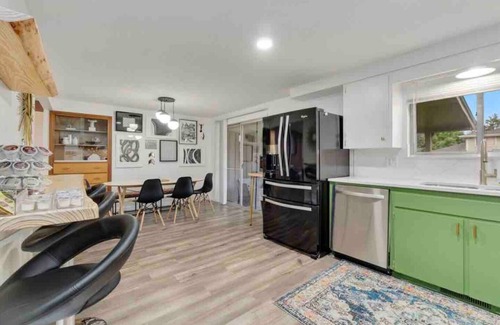 Loveland House | "Seeing Double" w/GAME ROOM in finished basement