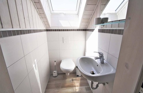 Mirow House | Seeschwalbe Classic 310 - Großzügiges Ferienhaus mit Eigener Sauna und Whirlpool