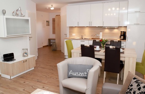 Greetsiel Apartment | Sehr Schöne Ferienwohnung in Zentraler und Ruhiger Lage