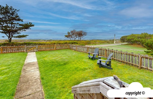Seaside House | SELAH BY THE SEA - Beachfront!