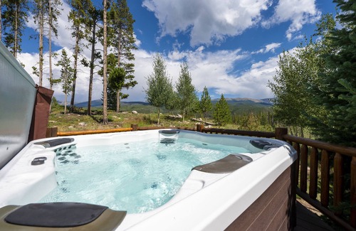 Winter Park Cabin | Selah Vista Lodge 6 Bedroom Luxury Log Home