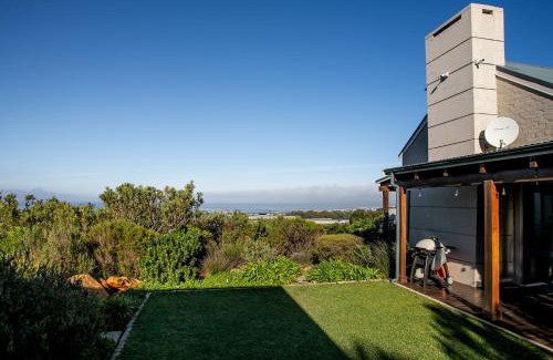 Chanteclair Villa | SELAH