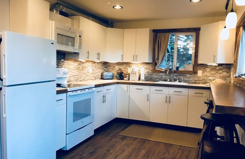 Bear Creek House | Seldovia House - Lost Lake