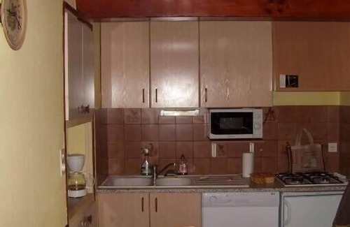 Laveissiere Ski Chalet | Self-catered chalet located at the bottom of the runs