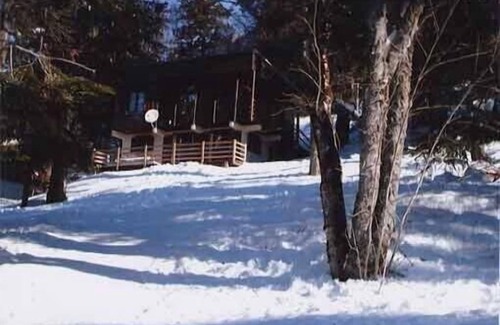 Laveissiere Ski Chalet | Self-catered chalet located at the bottom of the runs