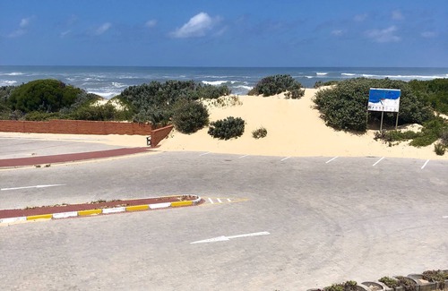 Port Alfred Apartment | Self Catering Beach Cottage with sea view Unit 8