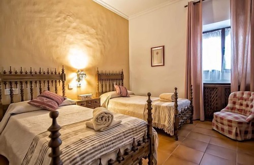 Orgaz Cottage | Self catering cottage Caserío de los Palacios for 12 people