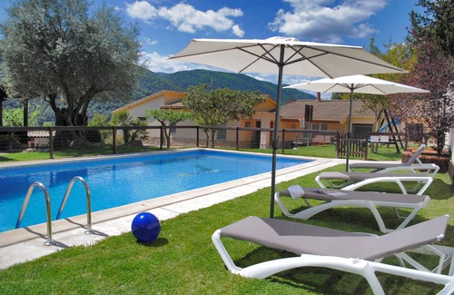Pujarnol Cottage | Self catering El Solei for 14 people