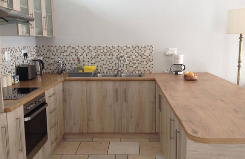 Vineta Apartment | self-catering, garden flat