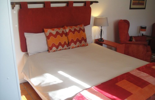 Pinelands Cottage | Self-Catering Garden Flat