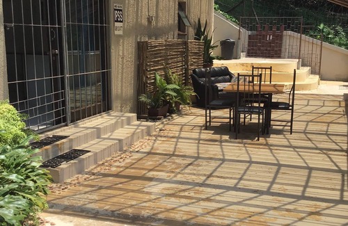Umhlali Beach House | Self catering guesthouse KZN Salt Rock