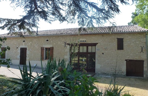 Roumagne Other | Self catering Holiday Gites with Wifi - Le Grand Pin