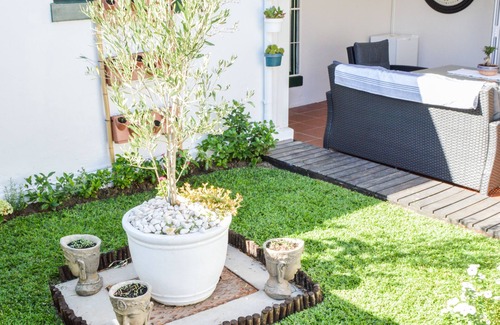 Paarl House | Self-Catering Holiday Home