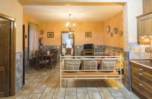 Urda Cottage | Self catering Los Laureles 2 for 17 people