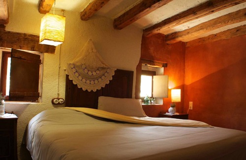 Oden House | Self catering Poble Rural Puigarnau-Pubilló for 10 people