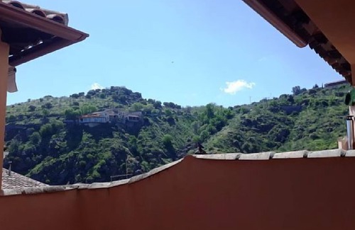 Toledo City Center Cottage | Self catering Toledo Magico for 2-4 people. Pets allowed