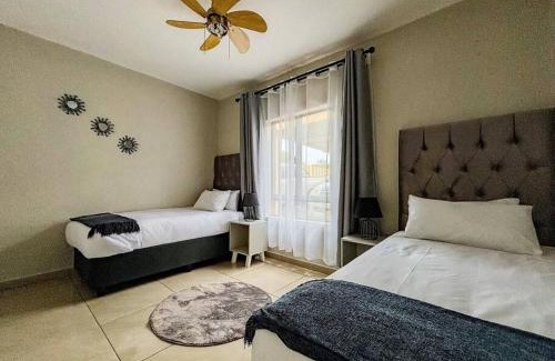 Nelspruit Apartment | Self checkin - Modern Haven 2 Bedroom 43