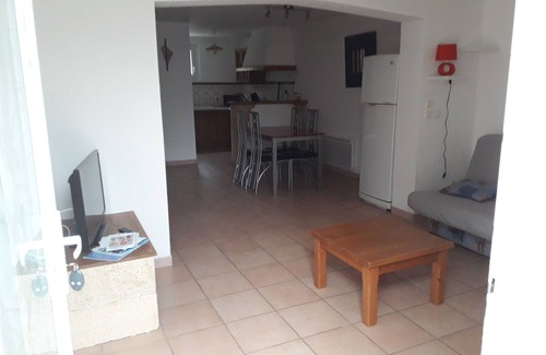 Champtercier Apartment | Self-contained accommodation Sous L'Olivier starting point