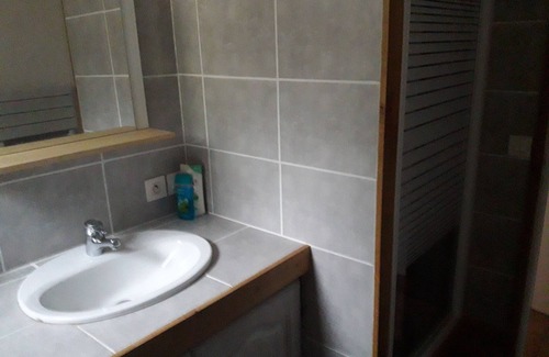 Champtercier Apartment | Self-contained accommodation Sous L'Olivier starting point