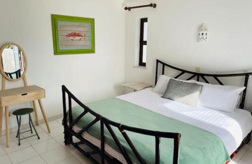 Albufeira Apartment | Self-contained floor of Quinta/Villa
