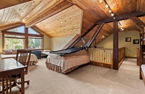 Coolin House | Selkirk Lodge at Cavanaugh's