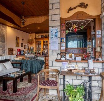 Karpenisi House | Semeli Guesthouse