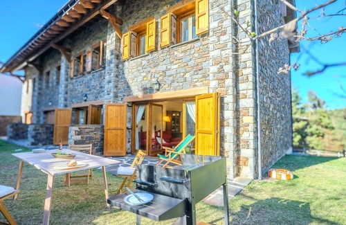 Alp House | Semi-detach house at the foot of the La Molina slopes