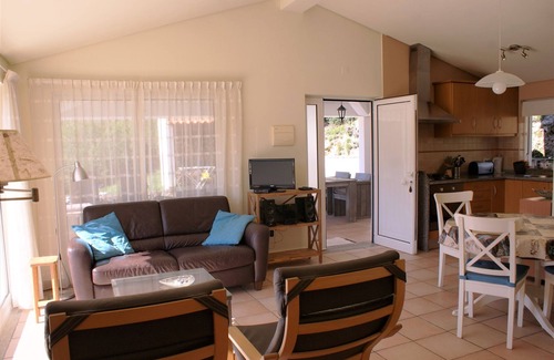 Covas House | Semi-detached home in Covas with shared pool