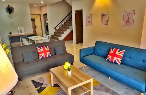 Kampung Sungai Nibong House | Semi-Detached, Up to 24 Pax, 3200sqft, 4 Bedrooms, 3 Bathrooms, 4 Car Parks by Star Home