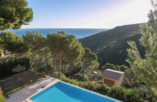Begur House | Semi-detached w/views in Sa Tuna, Begur (H05)