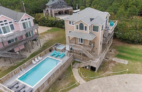 Rodanthe House | Semi-Ocean front property with direct access to beach from property