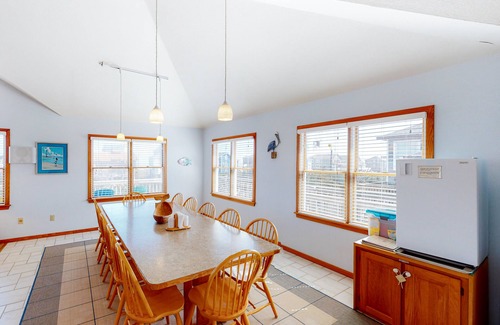 Avon House | SEMI-OCEANFRONT-5 BR, 3 Full & 1 Half Bath-just two lots from the beach walkway