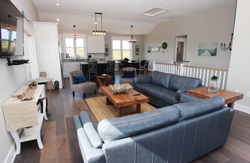 Carova Beach House | Semi-Oceanfront, Ocean Views, Wild Horses, Private Pool, 4x2338, Race To The Beach