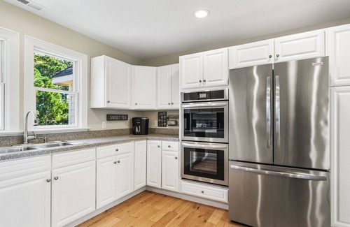 Corolla House | Semi-Soundfront Elegance w/Pool & Hot Tub