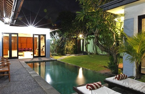 Dyanapura Villa | Seminyak 3 Bedroom Pool Villa, Housekeeping Staff