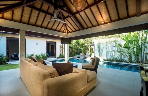 North Legian Villa | SEMINYAK,Great Value,7 Bdr,Near Beach