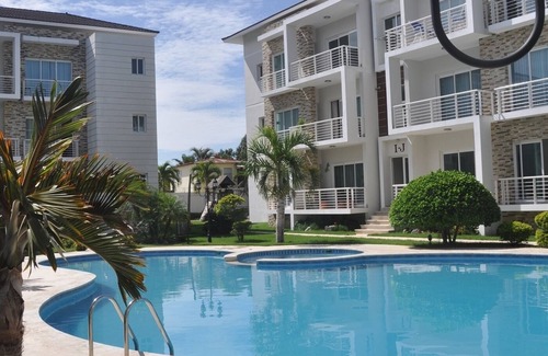 La Esplanada Apartment | Seniors-friendly 2BD 2BTH groundfloor central condo, pool WIFI cable TV