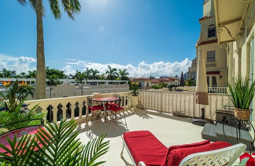 Palm Beach - West Palm Beach Condo | Sensational Palm Beach Island with Grand Terrace