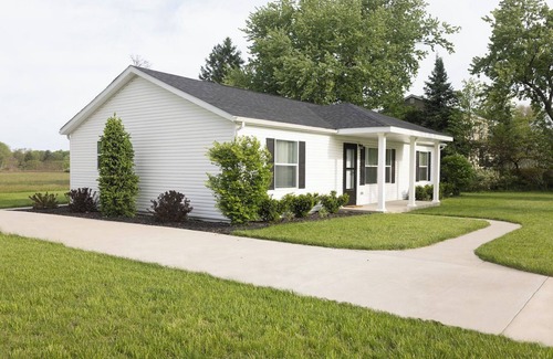 Bridgman House | Sensational Sunsets, Sand dunes, Swimming, and Sipping in SW MI. 2 mi to beach