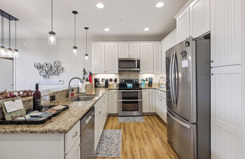 Gatlinburg Cabin | Sensational View: Gatlinburg's Best View! Gorgeous Custom Home Minutes from Town