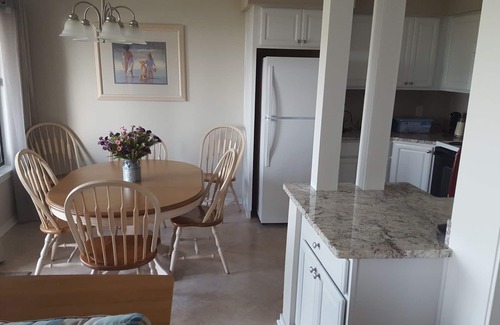 Folly Field Villa | SEP 29-OCT 11&17-:OCEANVIEW 50yd to beach, 3RD FL/Southbalcony LG Shower 2POOLS