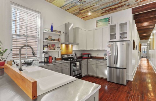 Mid-City House | Sep Discounts! New Listing Heart of MidCity3bd2ba