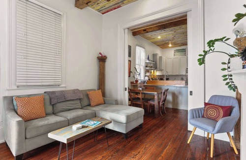 Mid-City House | Sep Discounts! New Listing Heart of MidCity3bd2ba
