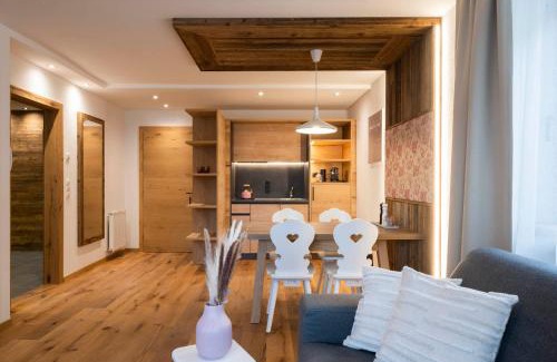 Neustift Im Stubaital Apartment | Sepp & Hannis Suiten im Dorf