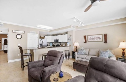 Panama City Beach Resort | Sept 29 - Oct 4th special! Lower 7th floor! Book now!