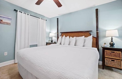 Panama City Beach Resort | Sept 29 - Oct 4th special! Lower 7th floor! Book now!