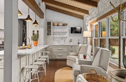 Wimberley House | September Special Blanco Retreat for Large Groups