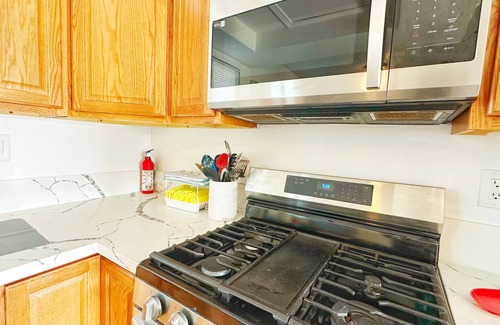 Woodlake Apartment | Sequoia Cozy Nest in fabulous Woodlake with WiFi, AC
